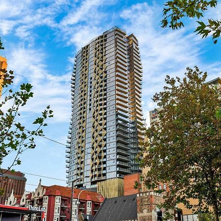 Realm Apartments By Cllix Adelaide Esterno foto