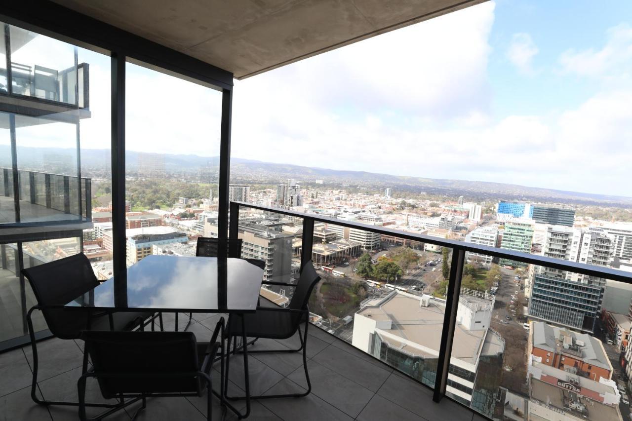 Realm Apartments By Cllix Adelaide Esterno foto