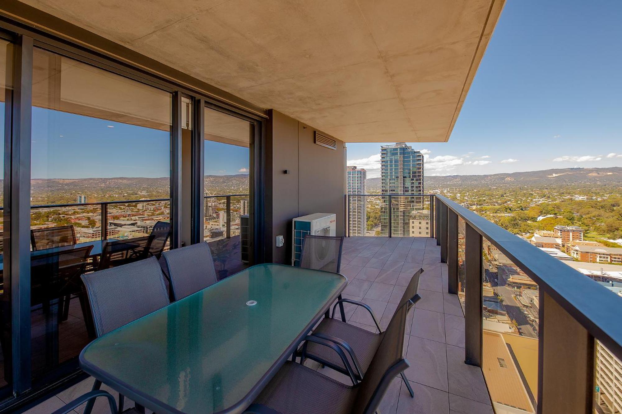 Realm Apartments By Cllix Adelaide Esterno foto