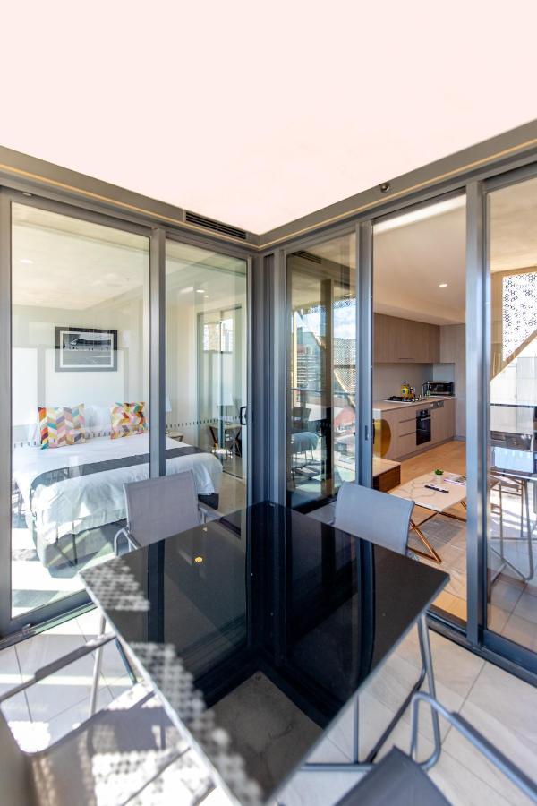 Realm Apartments By Cllix Adelaide Esterno foto